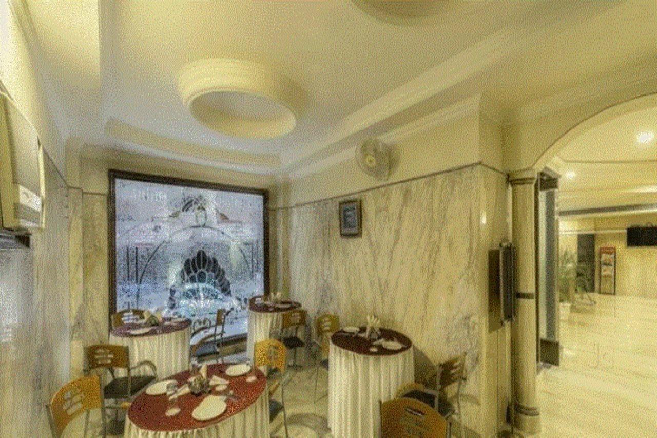 Treebo Trend Singh Sons Karol Bagh Hotel New Delhi Buitenkant foto