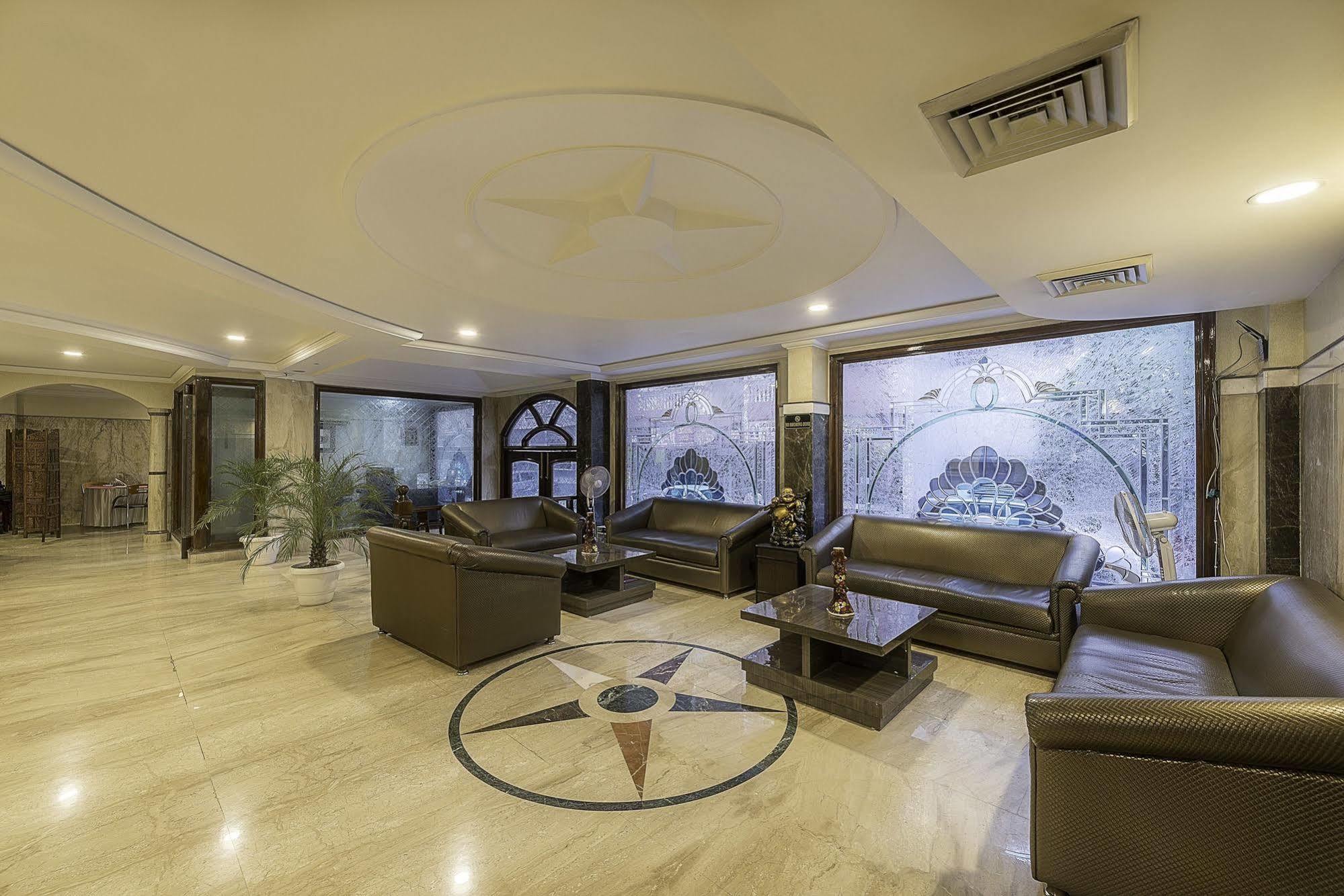 Treebo Trend Singh Sons Karol Bagh Hotel New Delhi Buitenkant foto